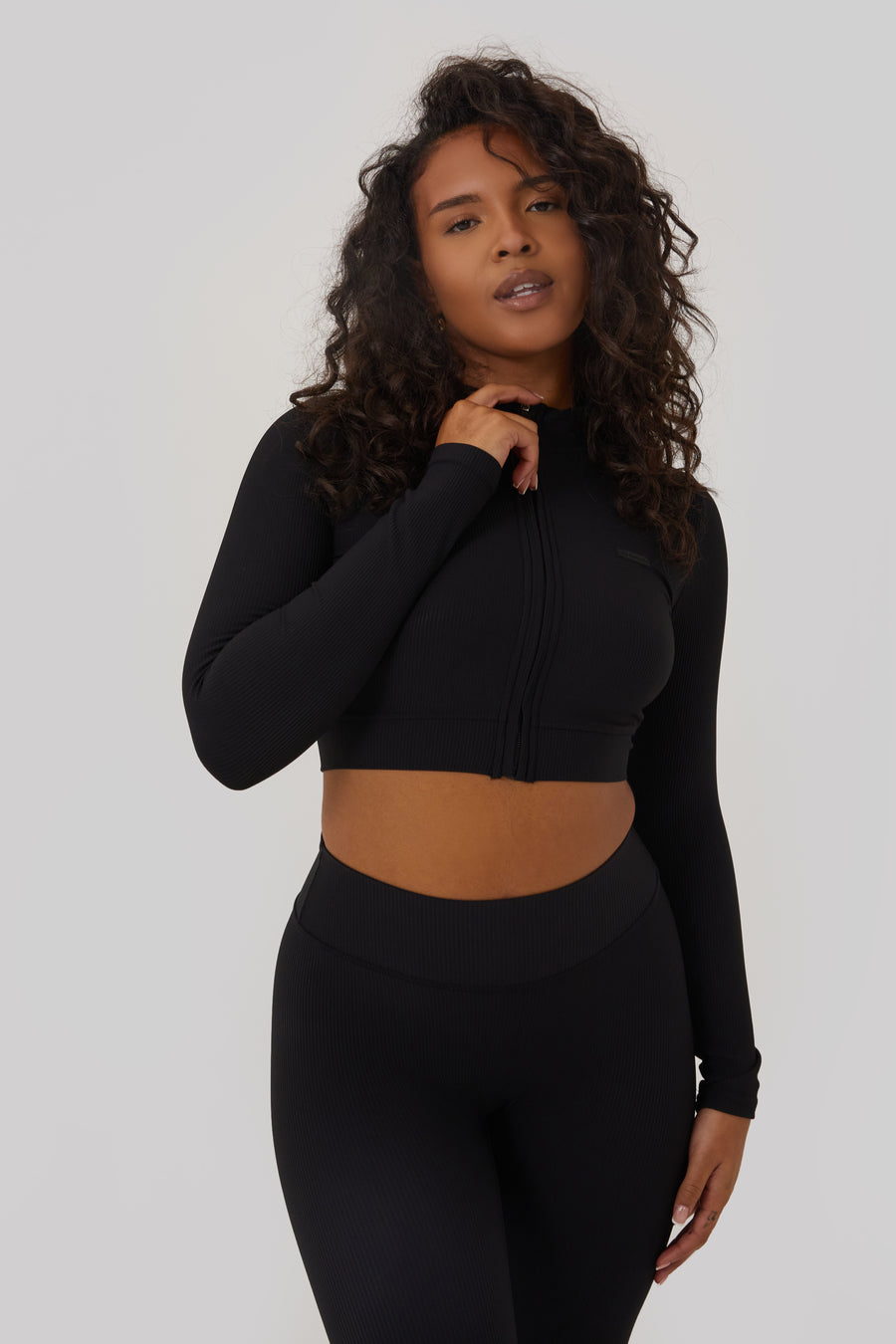 Cropped Ribbed Jacket - Onyx